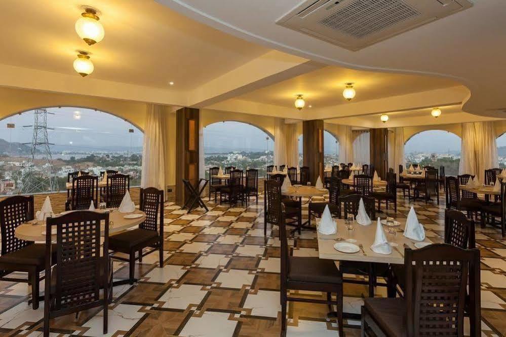 Mewargarh Udaipur By Red Lion S Hotel Eksteriør billede